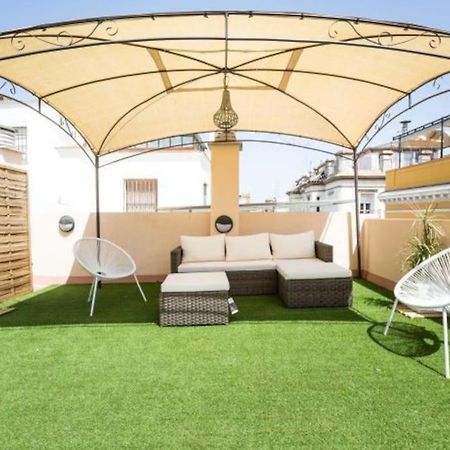 Ferienwohnung Esse Atico. Precioso Atico Con Terraza En Pleno Centro Sevilla Exterior foto